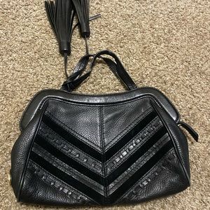 Isabella Fiore Leather Handbag - Black